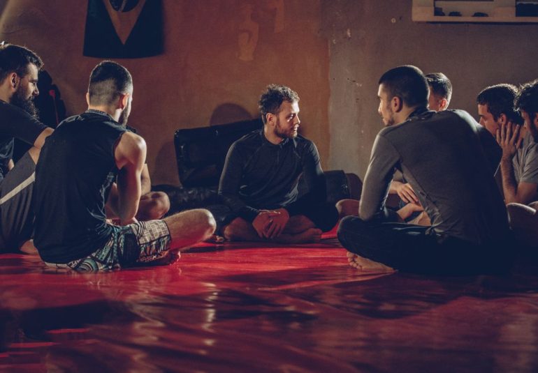 Las artes marciales para mayores de 40: beneficios y cuidados especiales